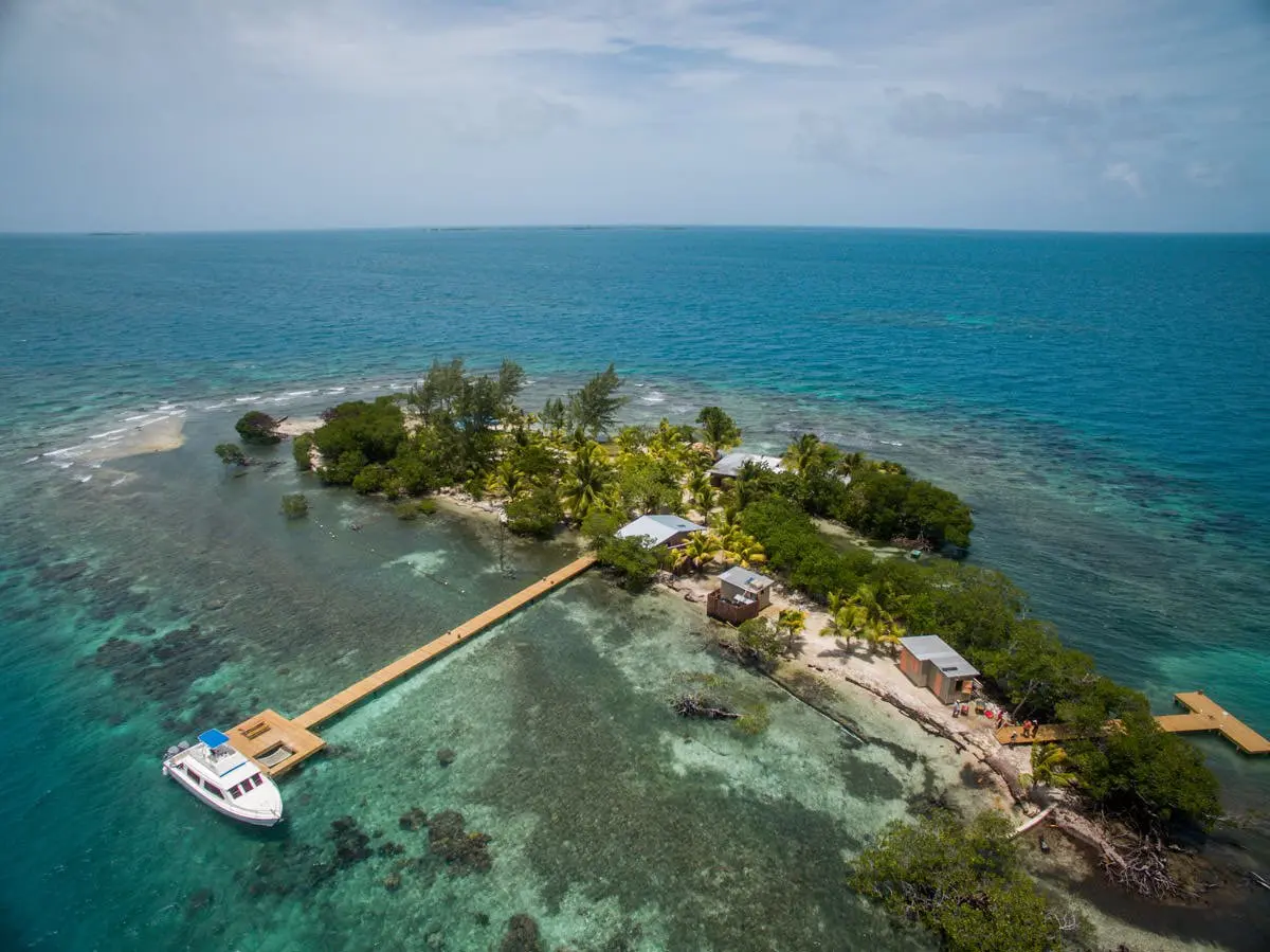 CORAL CAYE