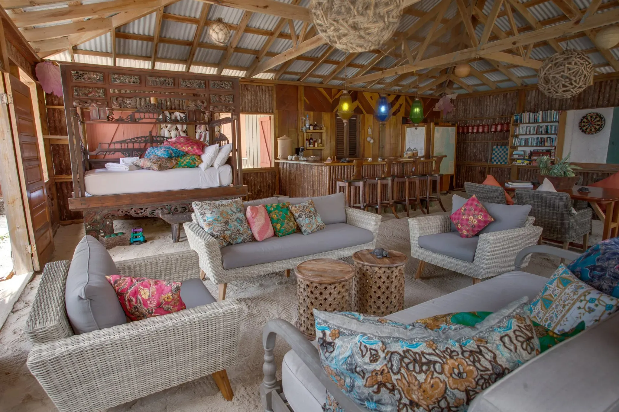 imgi_1_20160706ccpbz00_great-house-1014-2048x1365