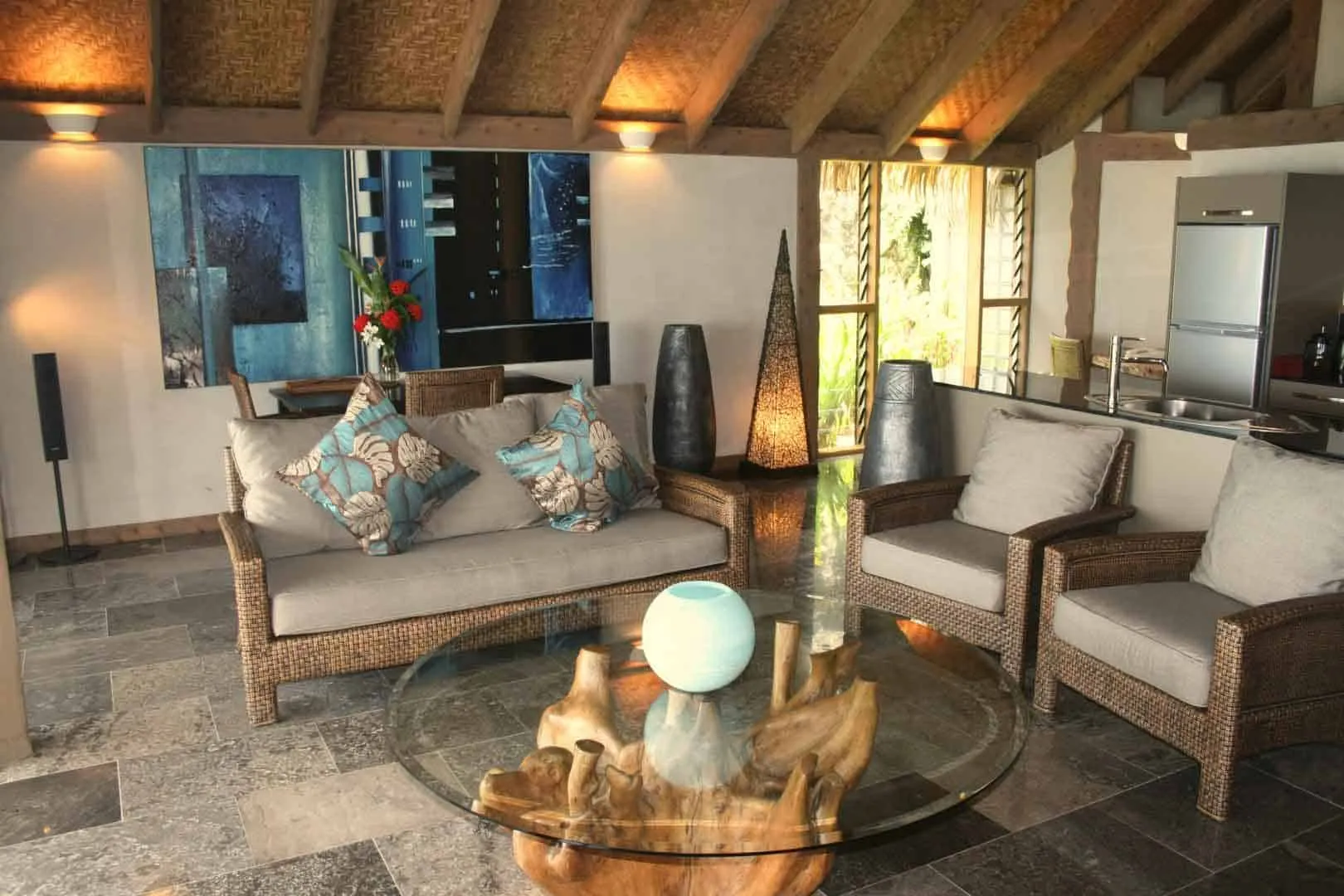 imgi_11_Interior-Lounge-area-kithcen-One-BedroomIMG_2546