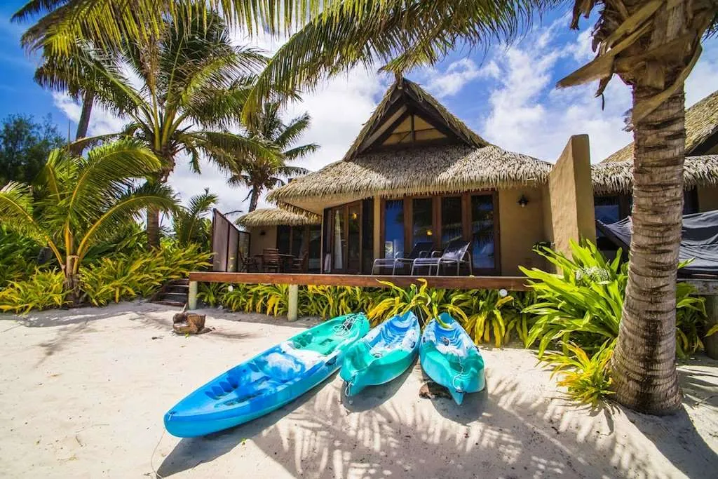 imgi_7_VILLA_Beach-Front-Romance-Villa-02