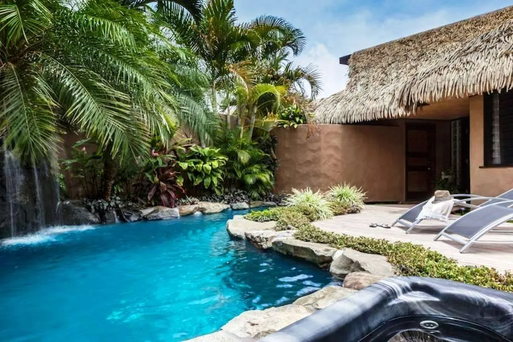 imgi_9_VILLA_Beach-Front-Romance-Villa-03