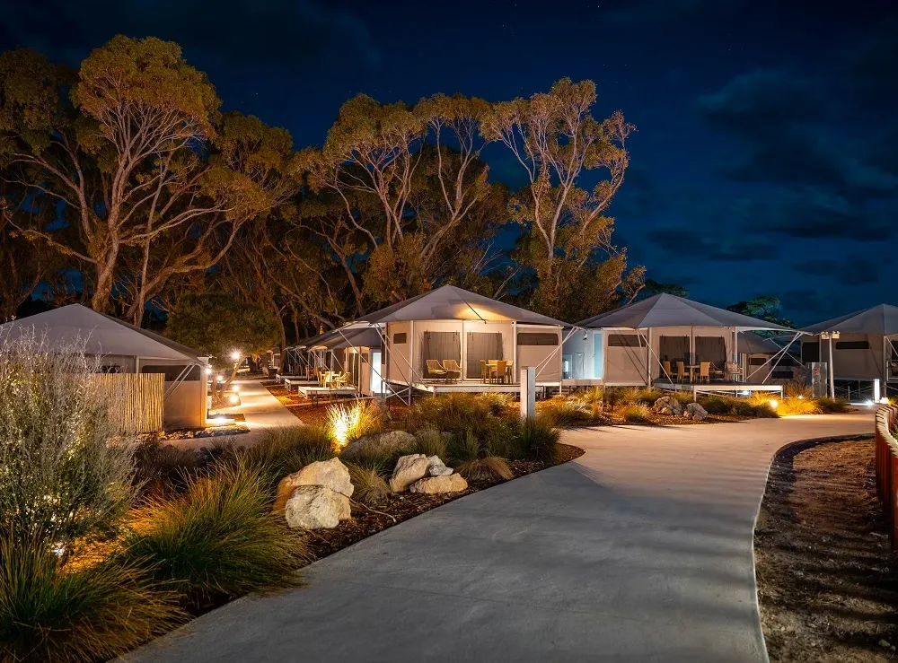 imgi_2_discovery-parks-rottnest-island-header-image-tents-at-night