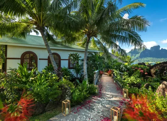 imgi_7_Chapel Exterior