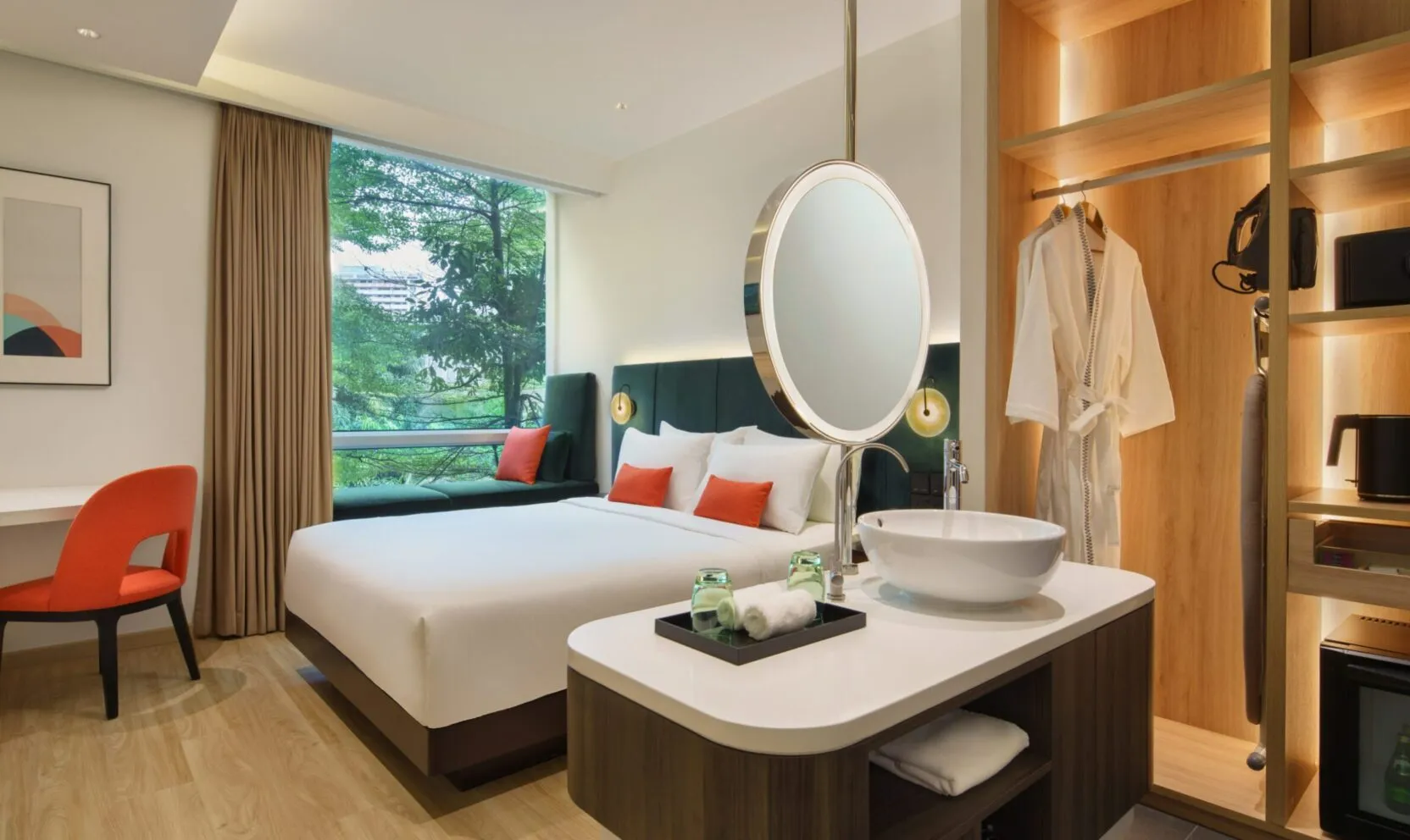 imgi_19_Park-Room-Superior-Queen-Bedroom-Park-Regis-by-Prince-scaled-2520x1400_resized-1664x992