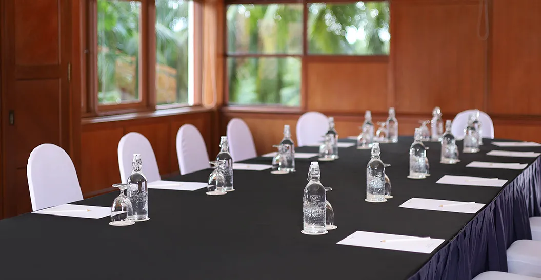 imgi_34_66581f32f7408cecd6e1d03d_W 1055px X H 547 px_Meetings Events