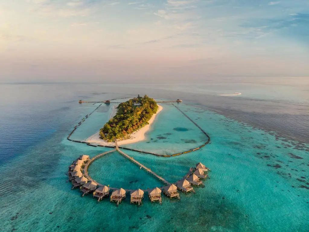 Komandoo Island Resort And Spa