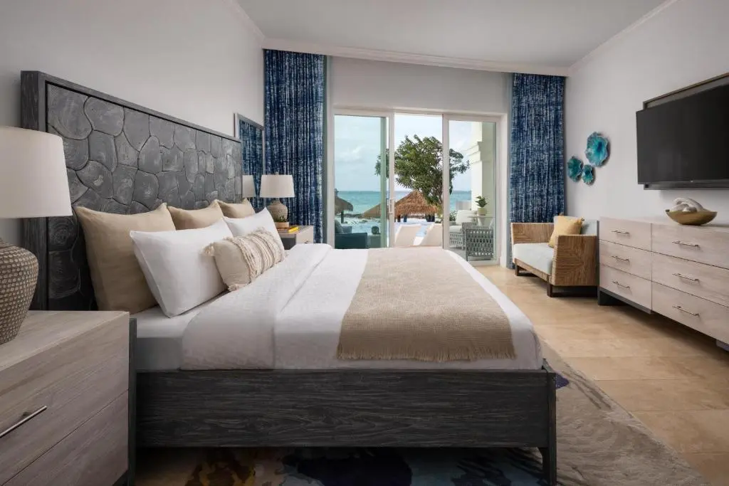 NAS - Sandals Royal Bahamian - Only Adults