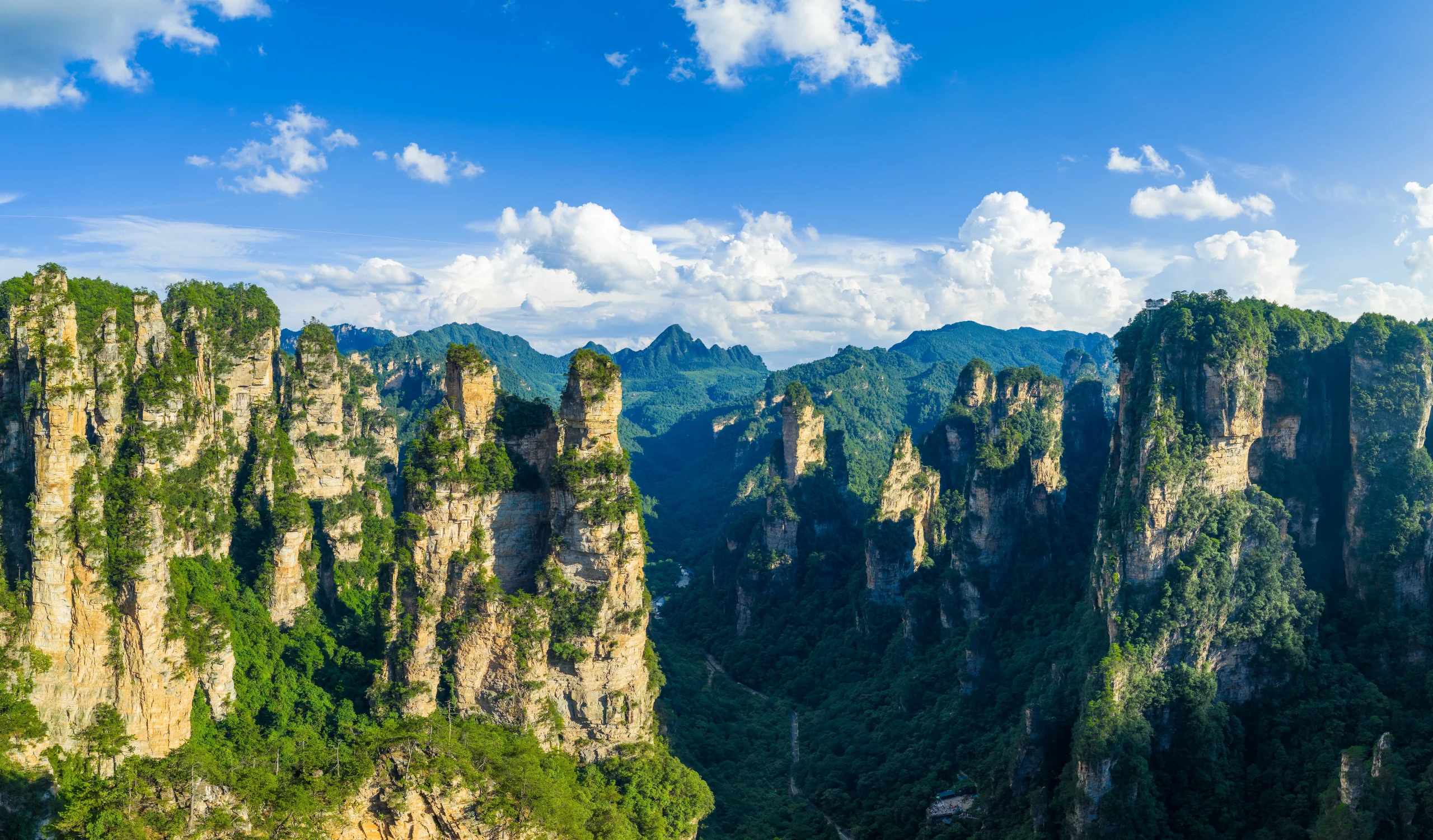 I paesaggi spettacolari di Zhangjiajie, ispirazione del film Avatar